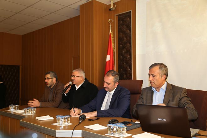 Gül, nizip te istişare toplantisi na katildi
