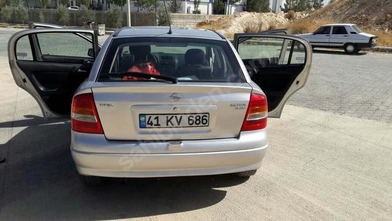 99 Model Astra 112binde