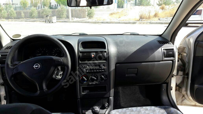 99 Model Astra 112binde