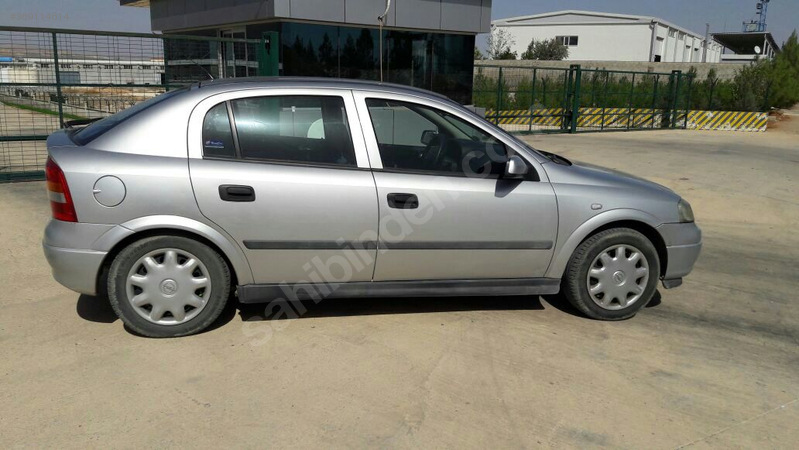 99 Model Astra 112binde