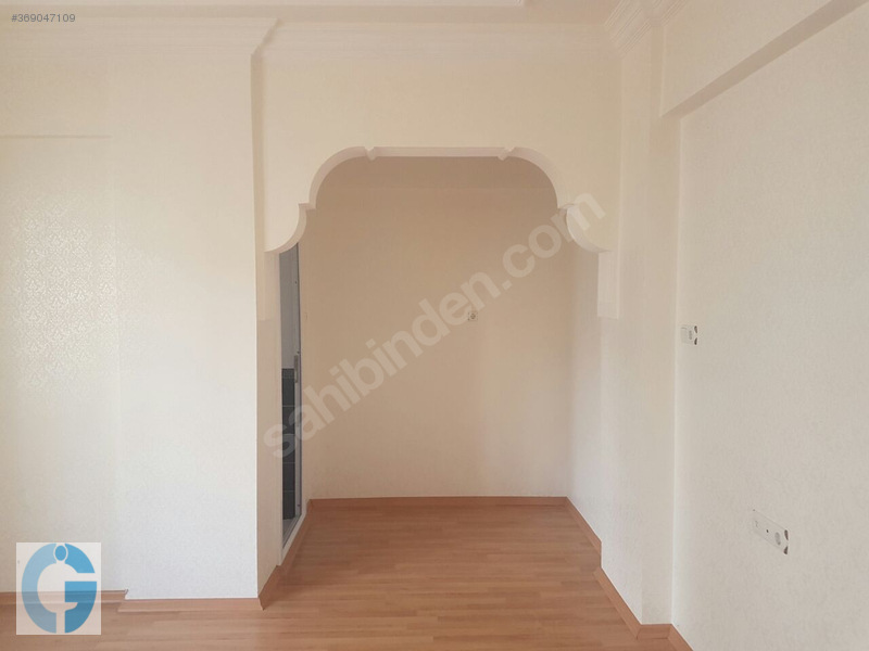 Öz ÇİLOĞLU GAYRİMENKUL'DEN 220 M'2 4+1 Bakımlı Daire...