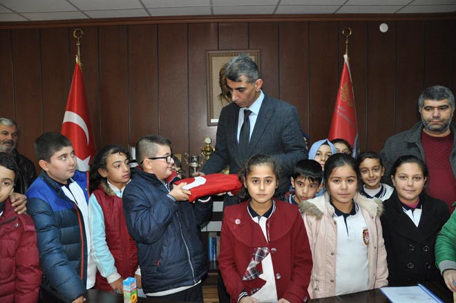 öğrencilerden emniyet müdürlüğü ne ziyaret