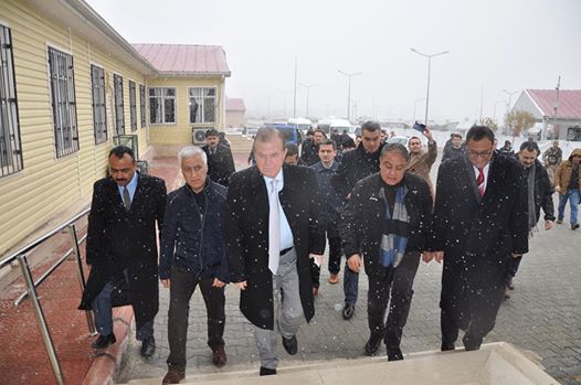 Ilçe kaymakamlari suriyelileri ziyaret etti