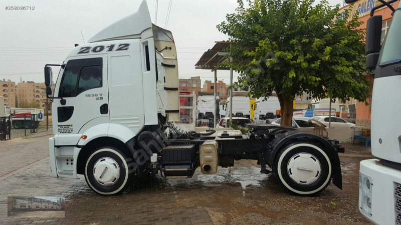2 adet 1838 t çekici Ford