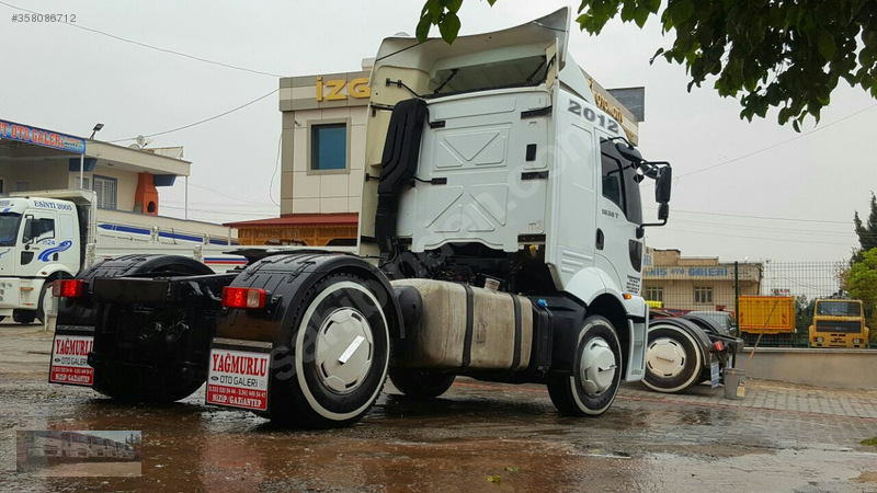 2 adet 1838 t çekici Ford