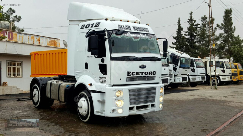 2 adet 1838 t çekici Ford