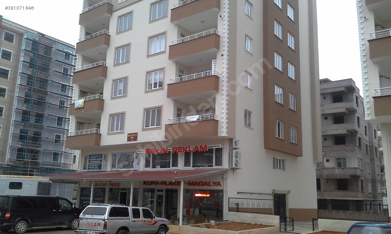 MELKE EMLAK'TAN 3+1 SATLIK LÜX DAİRE MİMAR SİNAN MAH 35m2 YOL