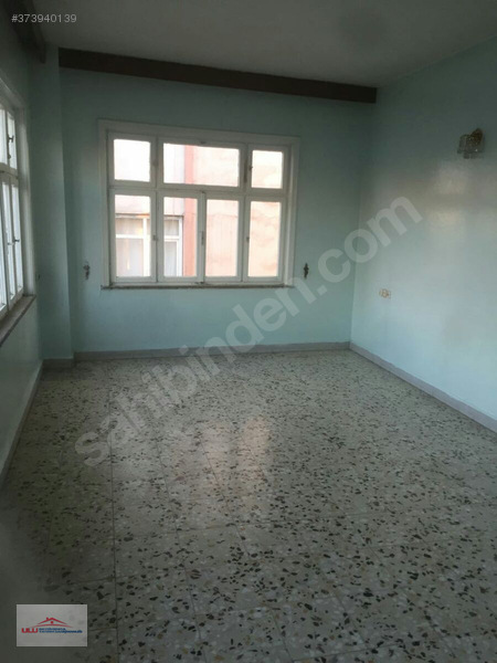 Ulu gayrimenkul den cadde üzeri daire