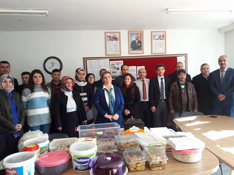 Alkan kiz meslek lisesi nden askere moral