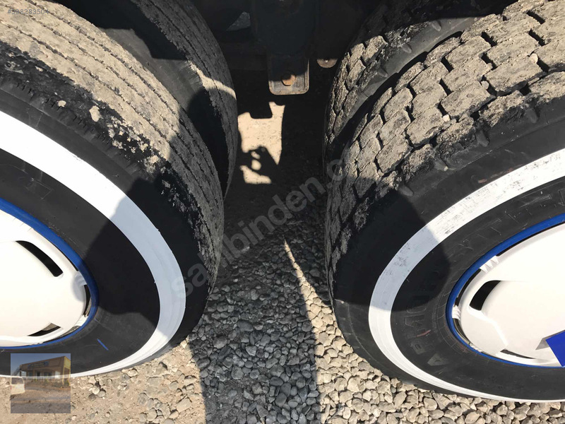 3227 ford cargo 2002 geniş blok wobestolu