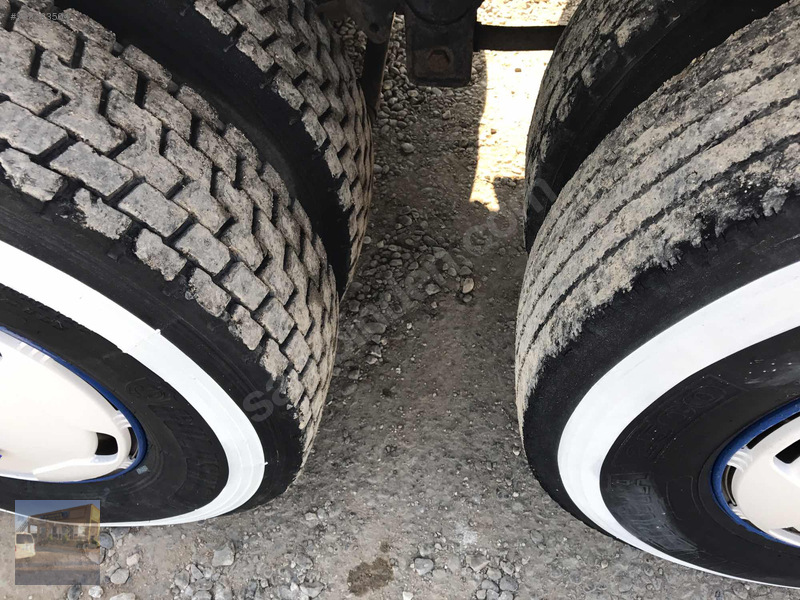 3227 ford cargo 2002 geniş blok wobestolu