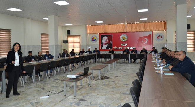 Nizip ticaret borsasi tarafindan diş ticaret eğitimi düzenlendi