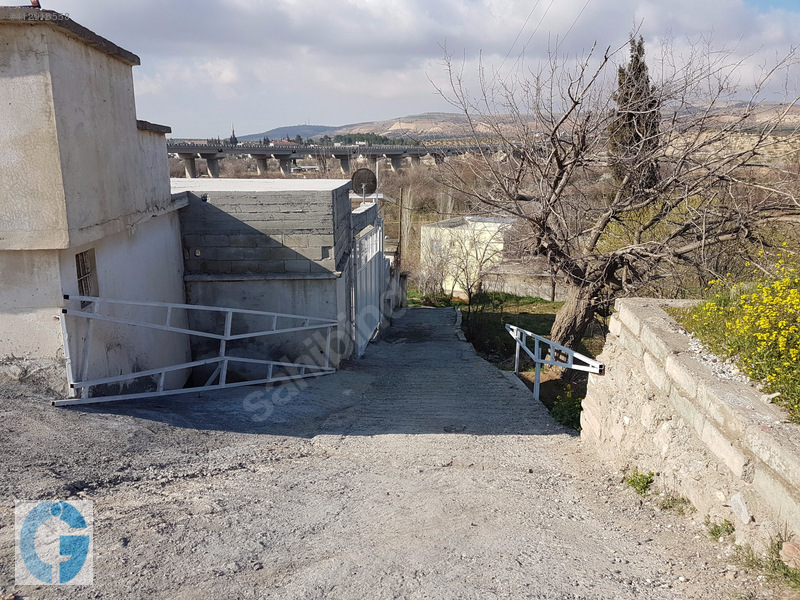 Öz ÇİLOĞLU GAYRİMENKUL'DEN satlık 1445 m2 bahçe