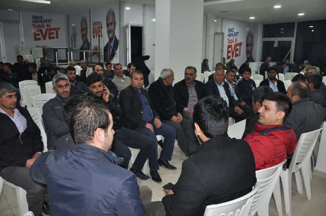 Akdoğan son barikati 16 nisan da hep birlikte devireceğiz