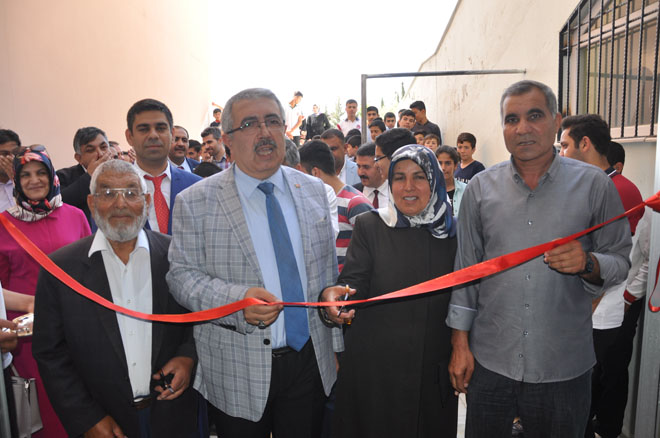 4006 tubitak bilim fuarini şehit ailesi açti