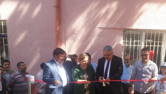 İlçemiz Alkan Mesleki ve Teknik Anadolu Lisesi Tübitak 4006 Bilim Fuarı Yapıldı