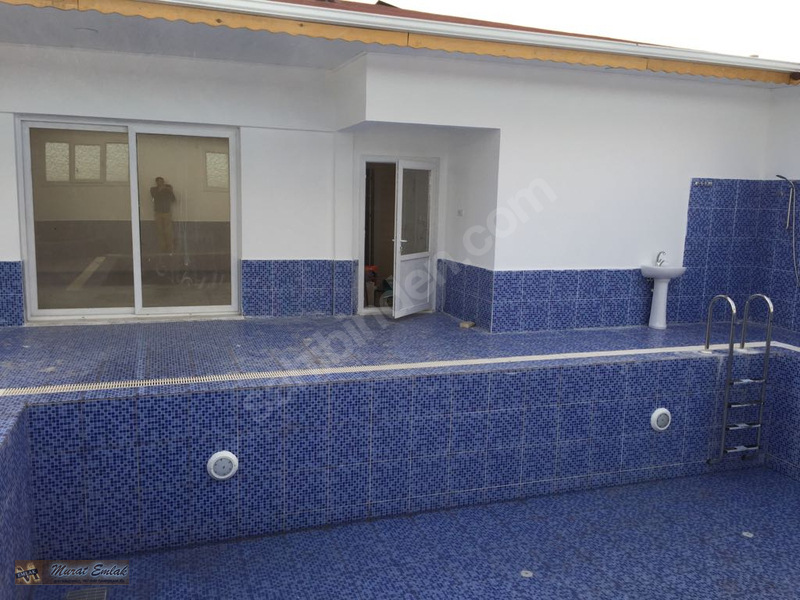 Murat emlak inşaat satlik lux bağ evi yüzme havuzlu