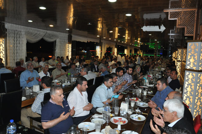 Ticaret borsasi geleneği bozmadi
