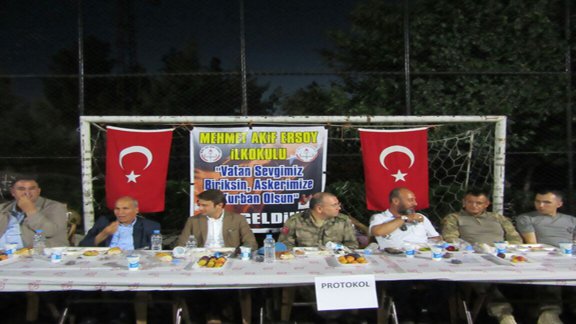 İlçemiz Mehmet Akif Ersoy İlkokulu öğrencilerinden Örnek Davranış.