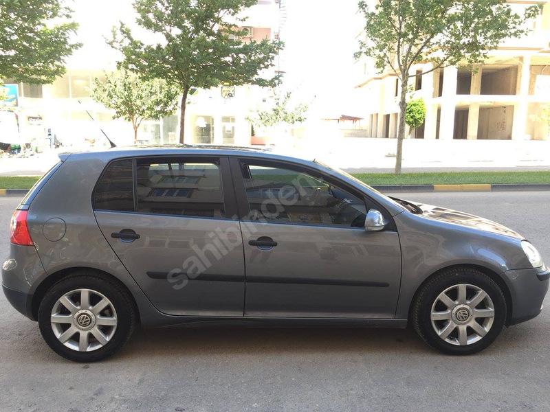 Sahibinden içi dişi sifir ayarinda 120 bin km 140 hp dsg vites