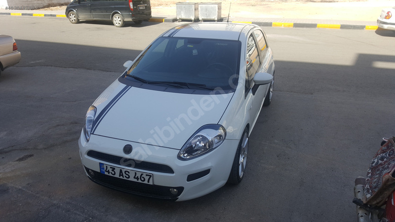 Memurdan 2013 model fiat punto 1.4 pop 87.000 km 'de