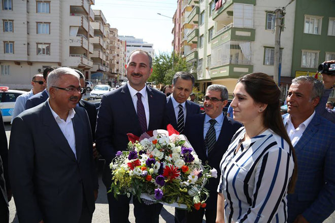 Adalet bakani abdulhamit gül nizip te