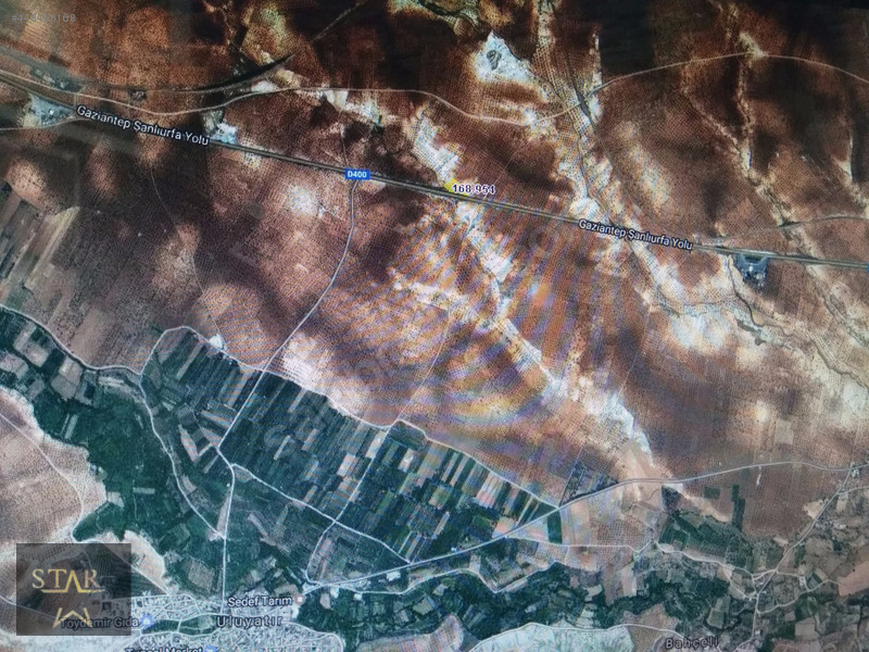 Gaziantep-Nizip karayolu (D-400) üzerinde yola sıfır arsalar