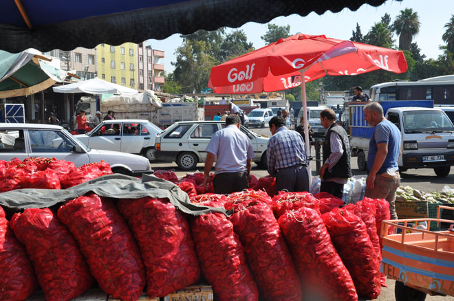 Salçalik biber sezonu hareketli geçiyor