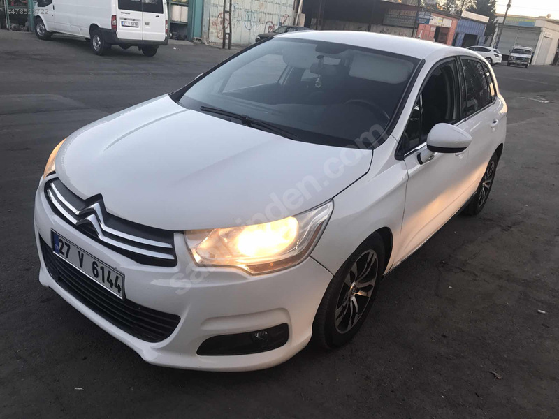 SAHİBİNDEN ACİL DİZEL OTOMATİK F1 ŞANZIMAN TEMİZ 89 Bin KM de