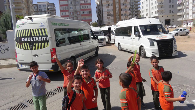 Okullarin öğle arasinin 40 dakika olmasina tepki