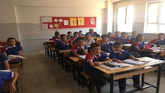 İlçe Milli Eğitim Müdürümüz Sayın Cengiz GÜNDEŞ, Mustafa Nevzat Tuncel Ortaokulu´nu z