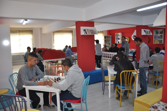 Z kütüphane ye yoğun ilgi