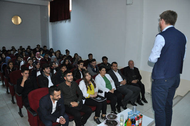 Arti koleji nde söyleyişi etkinliği