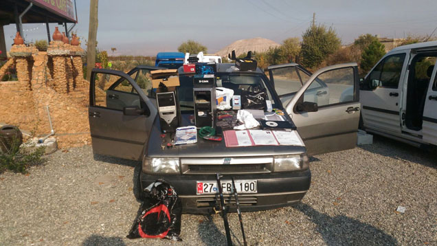Otomobil hirsizlari yakalandi