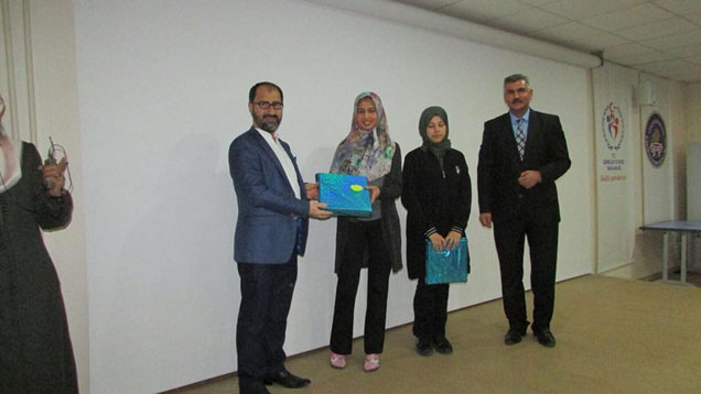 Kyk li gençlere hz  peygamber in sav yüce ahlaki  konulu konferans