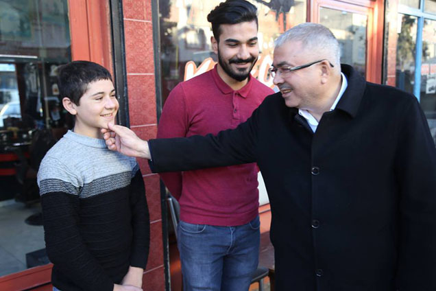 Vatandaş haci fevzi akdoğan i kuçakladi
