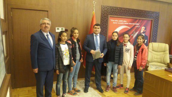Şampiyon Sporcularımızdan Kaymakamımız Sayın Kemal ŞAHİN´e ziyaret...