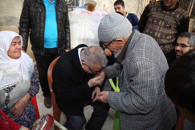 Akdoğan yeşilevler mahallesi ni ziyaret etti