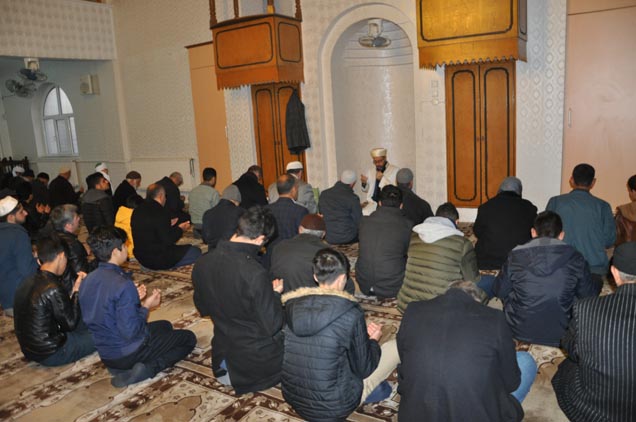 Sabah namazi buluşmalari sürüyor