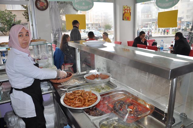 Aslim börek ve ev yemekleri hizmete başladi