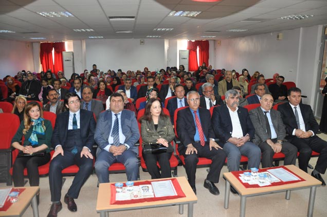 Nihem de kadinlar günü etkinliği