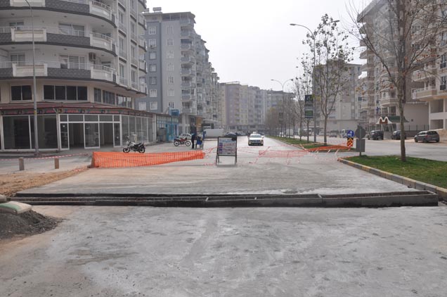 Altyapi çalişmalari sürüyor