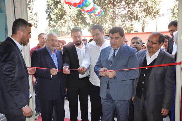 Hali mağazasi açiliş yapti