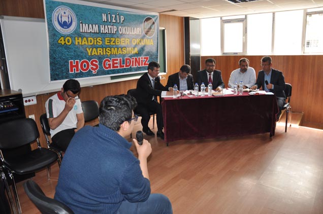 öğrencilerin hadis yarişi