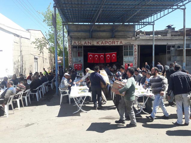 Nizip sanayi sitesi nde seçim heyecani