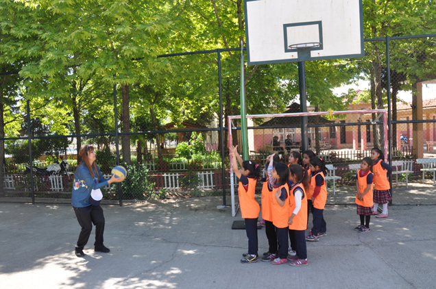 öğrenciler  spor şenliği nde buluştu