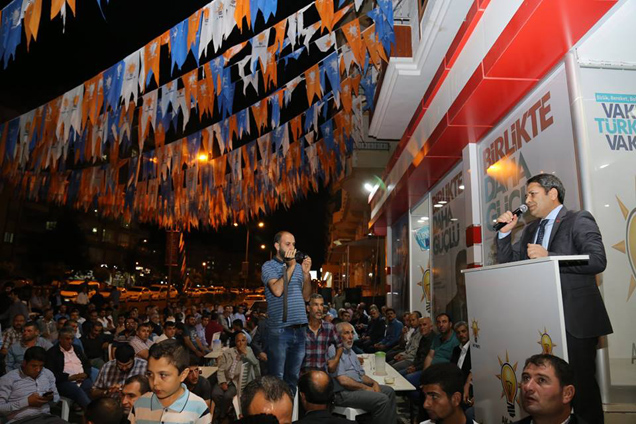 şahin ve akdoğan partililerle bir araya geldi