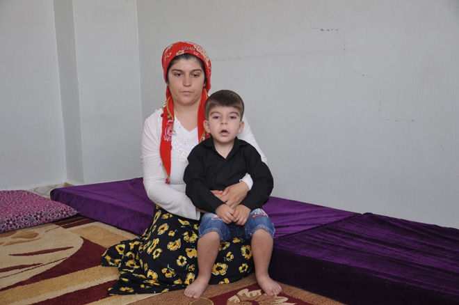 Küçük reşit in işitme cihazini çaldilar