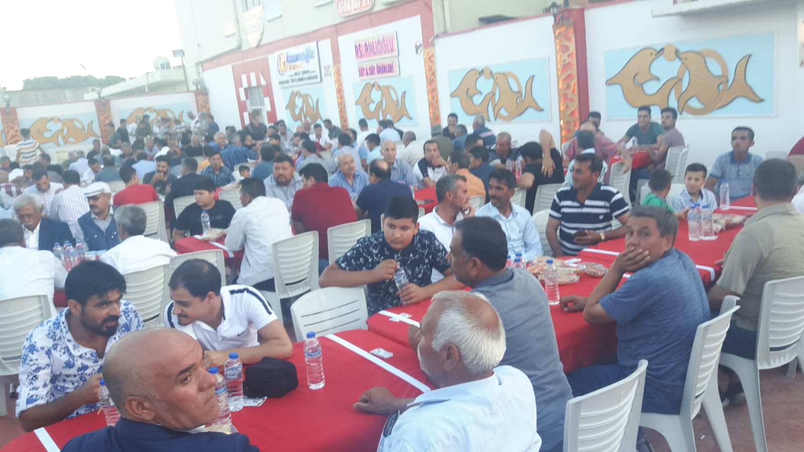 Yilmaz dan yemek daveti