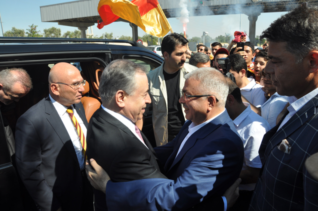 Galatasaray başkani cengiz den memleketine ziyaret
